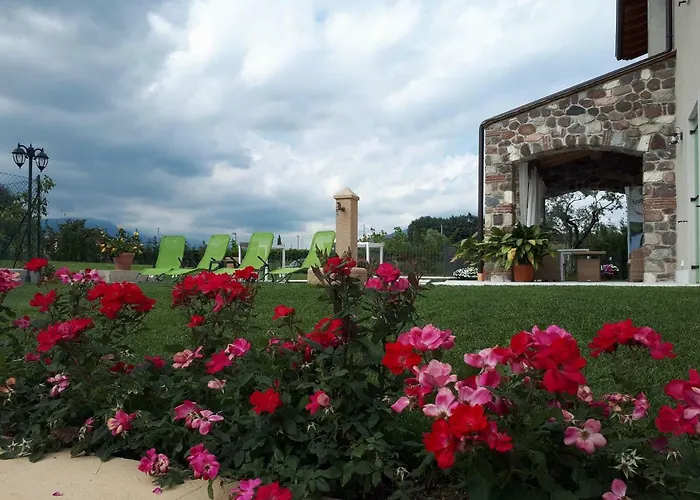 Poggio Guest house 3*